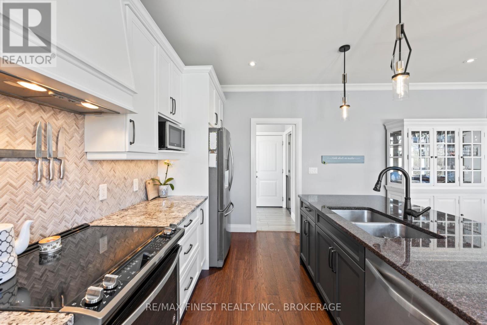 157 ISLANDVIEW DRIVE — photo 20