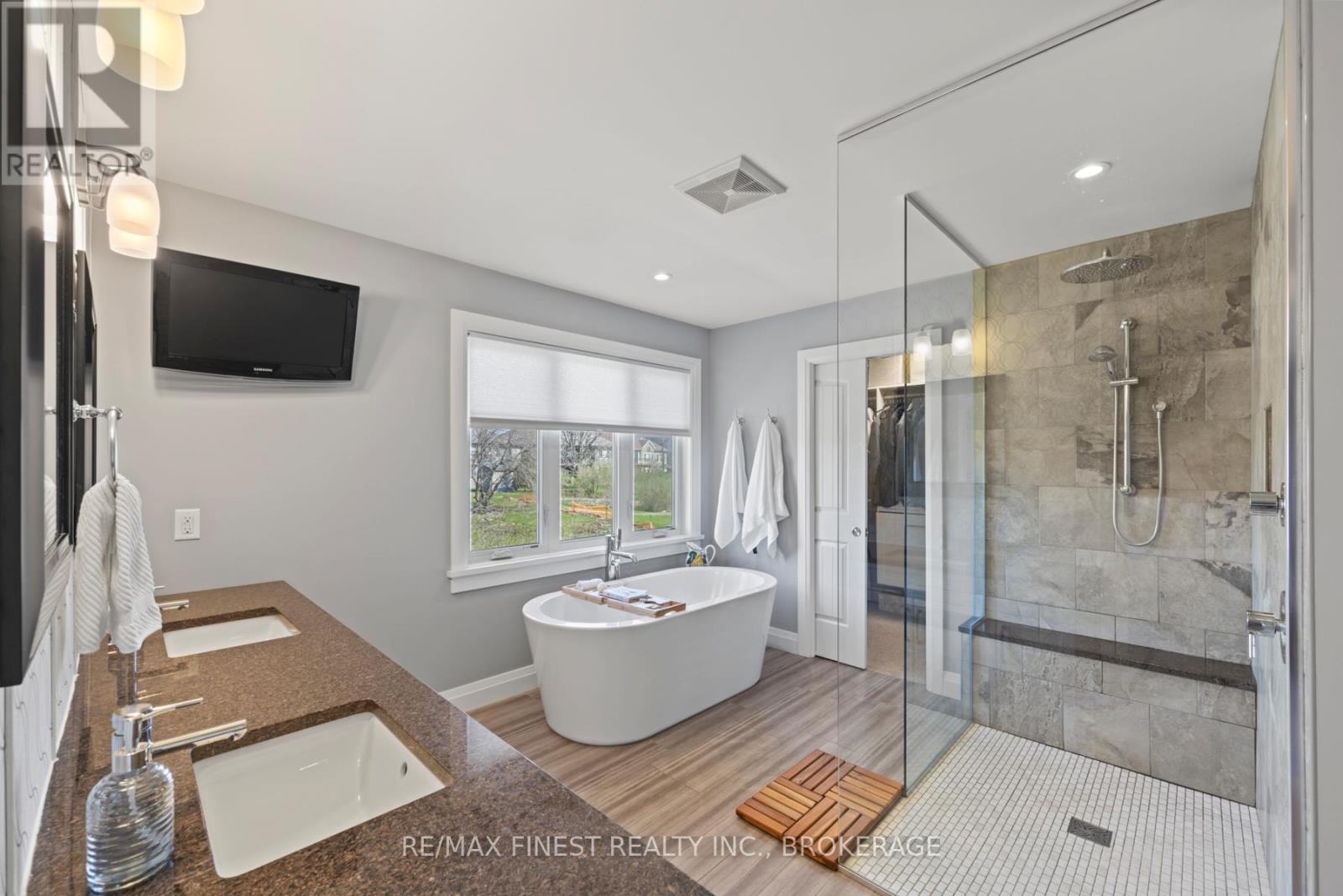 157 ISLANDVIEW DRIVE — photo 28