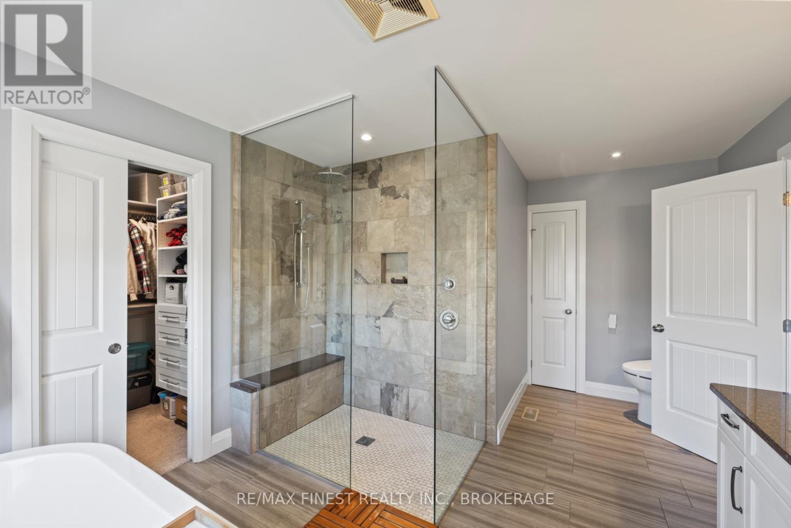157 ISLANDVIEW DRIVE — photo 29