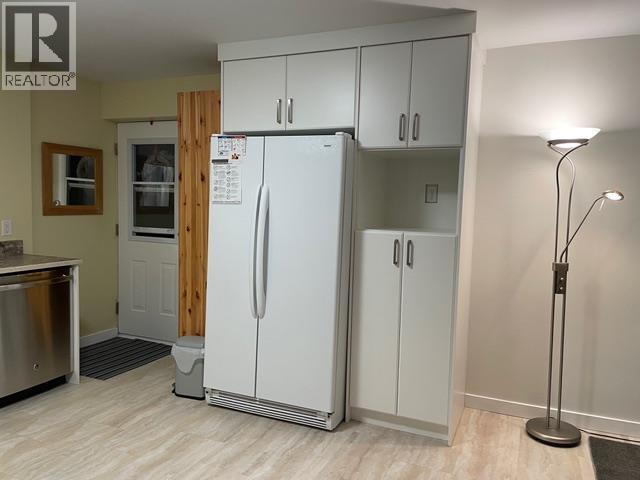 2359 BOSSERT AVENUE - 25