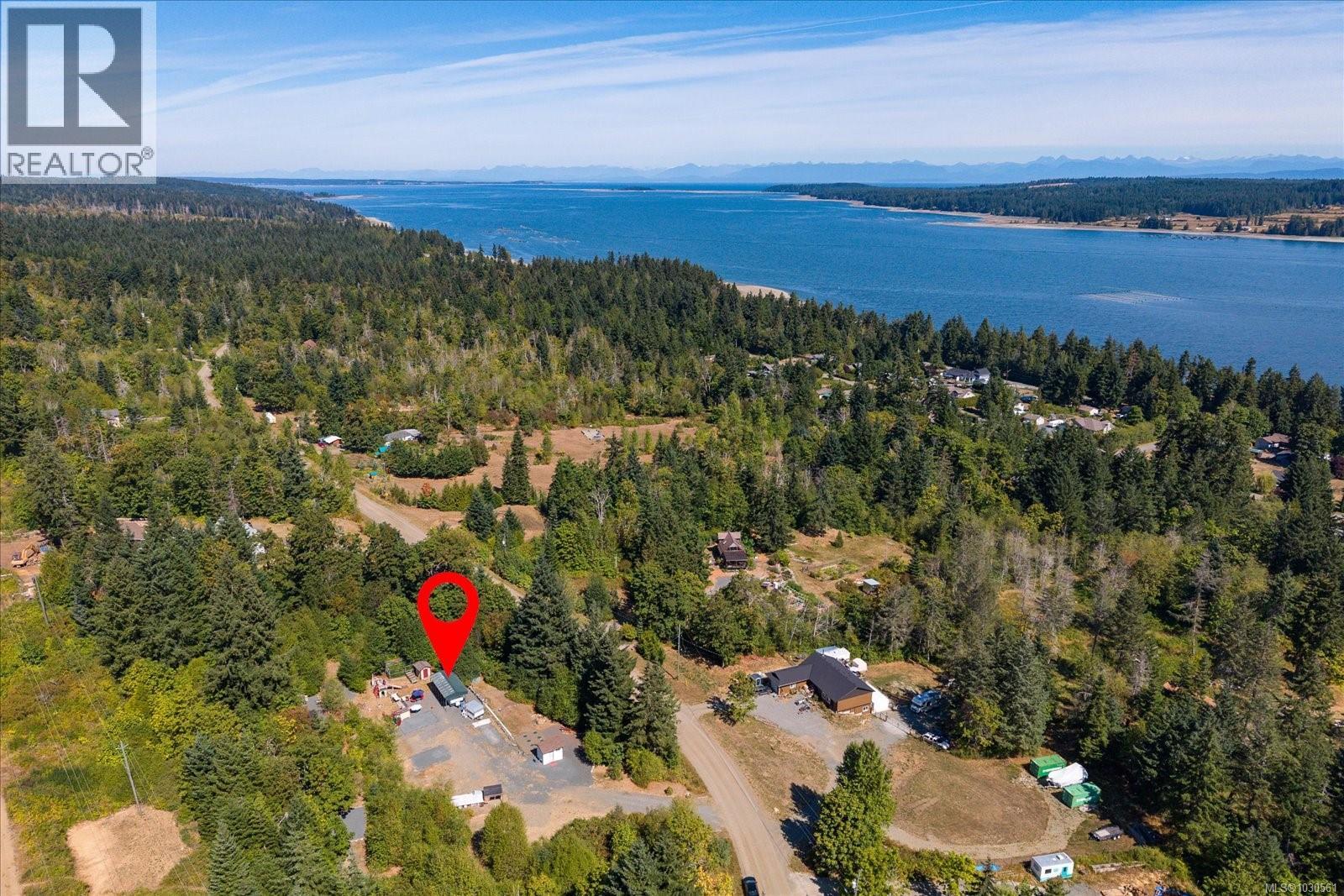 6593 Country Rd, Fanny Bay