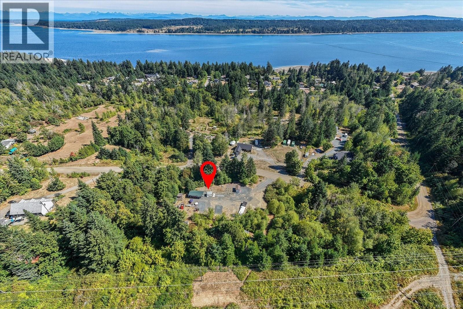 6593 Country Rd, Fanny Bay