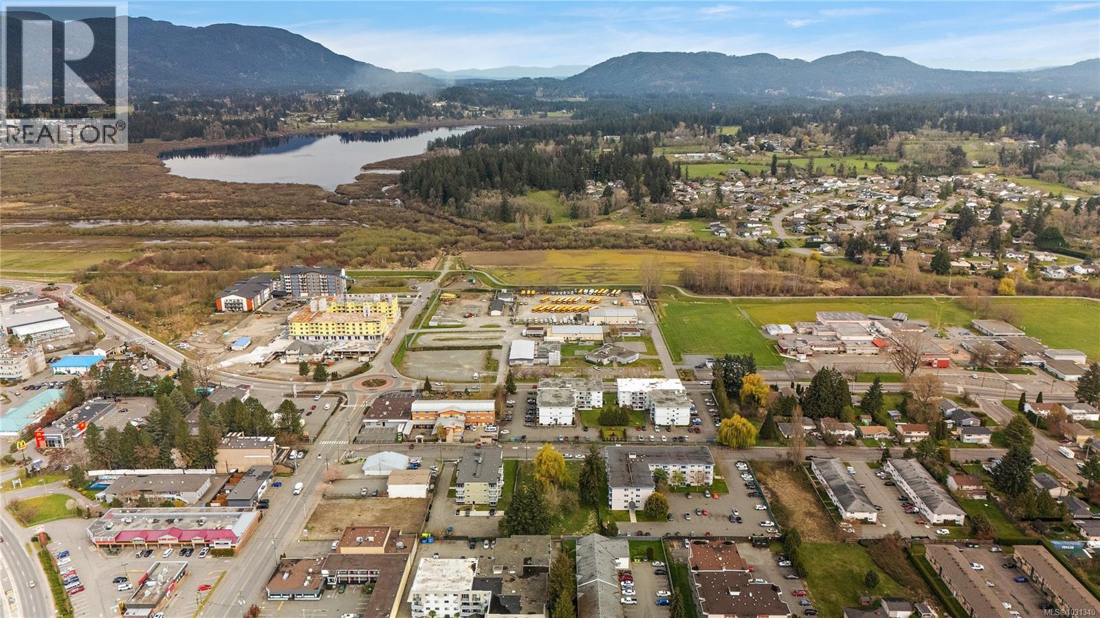  2566 Lewis Street, Duncan