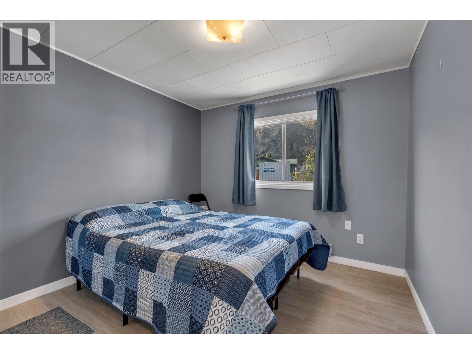 5900 Shamrock Place - 14