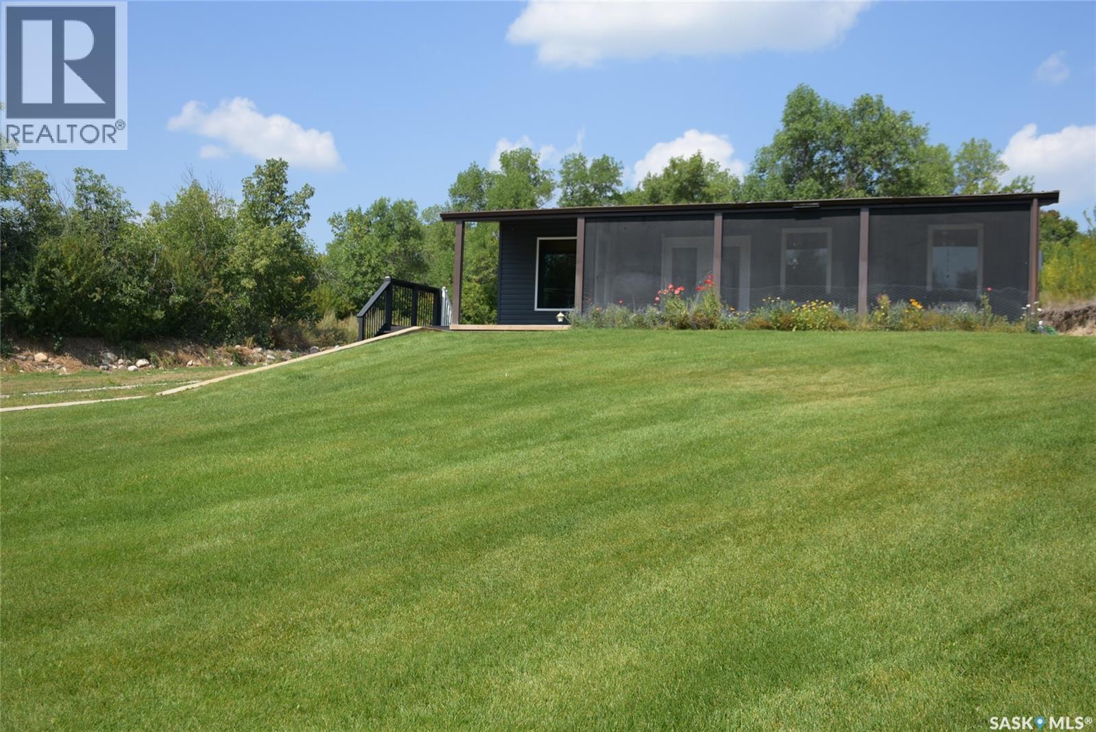 719 Pasqua Lake ROAD - 2