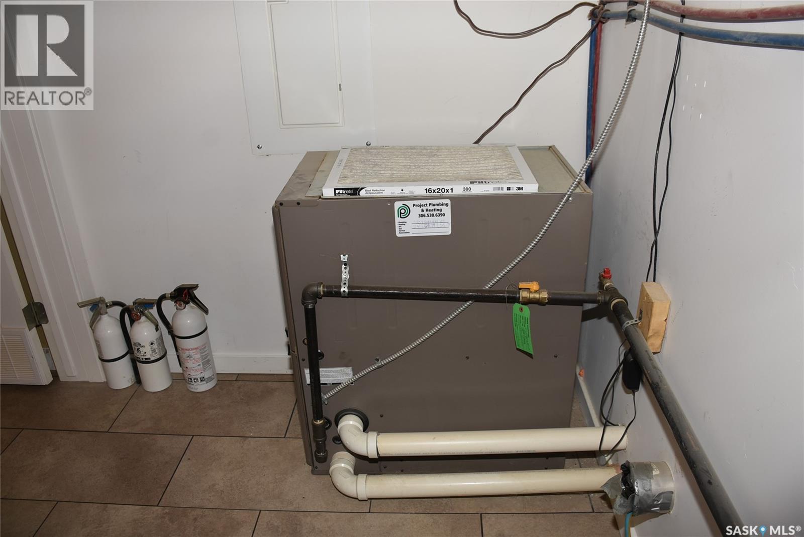 719 PASQUA LAKE ROAD - 20