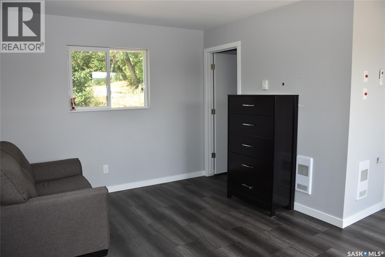 719 Pasqua Lake ROAD - 25