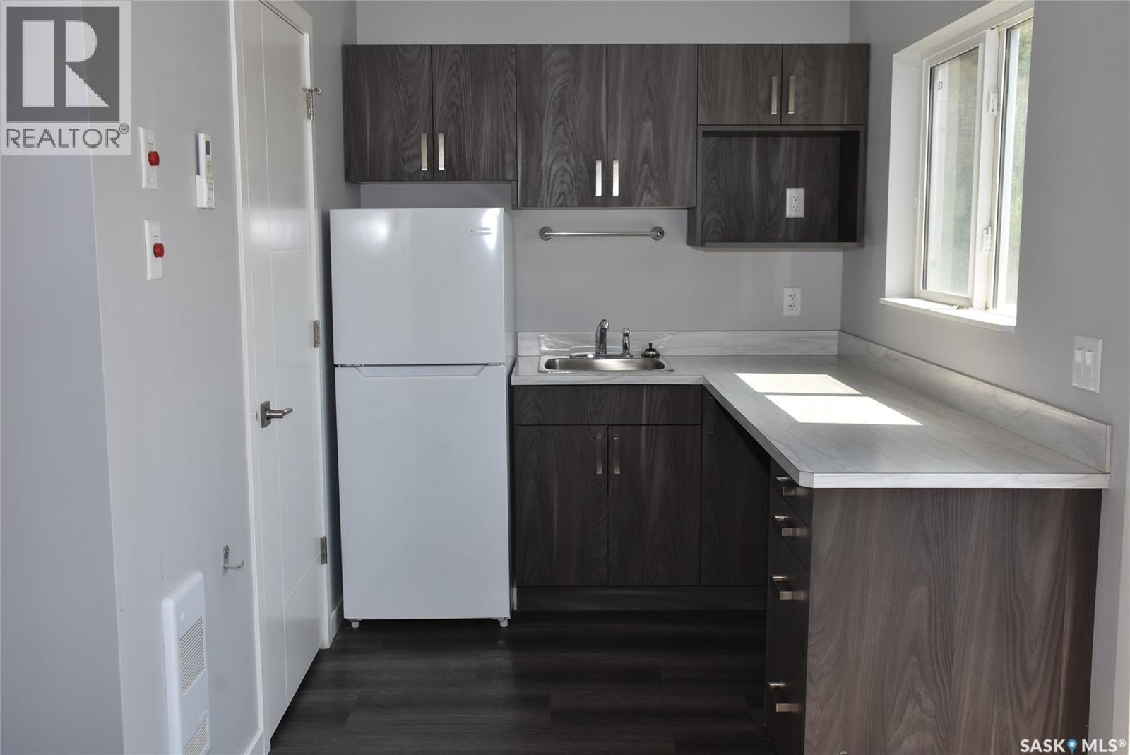 719 Pasqua Lake ROAD - 27