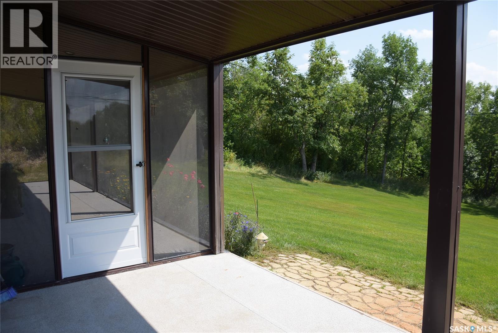 719 Pasqua Lake ROAD - 3