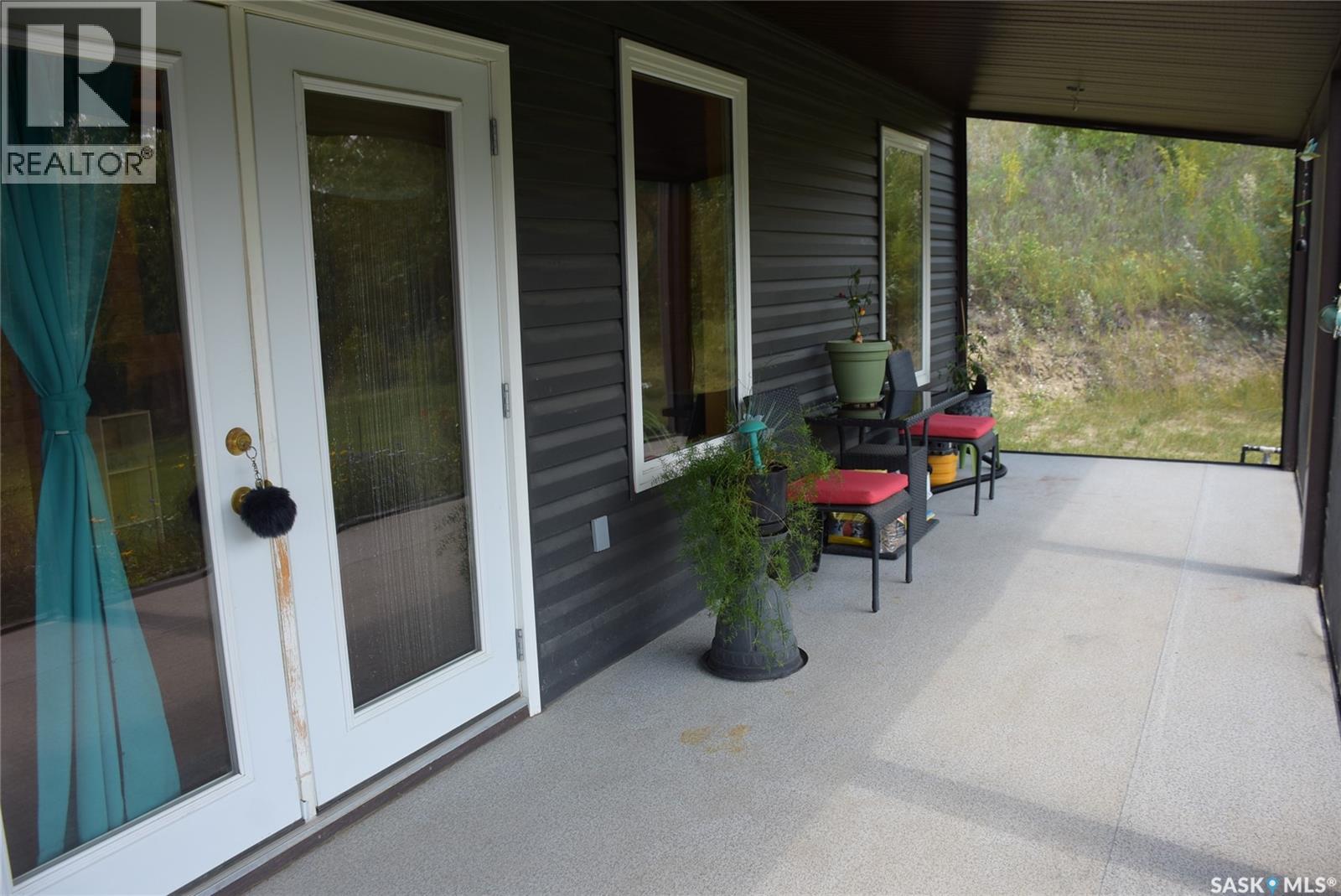719 Pasqua Lake ROAD - 4