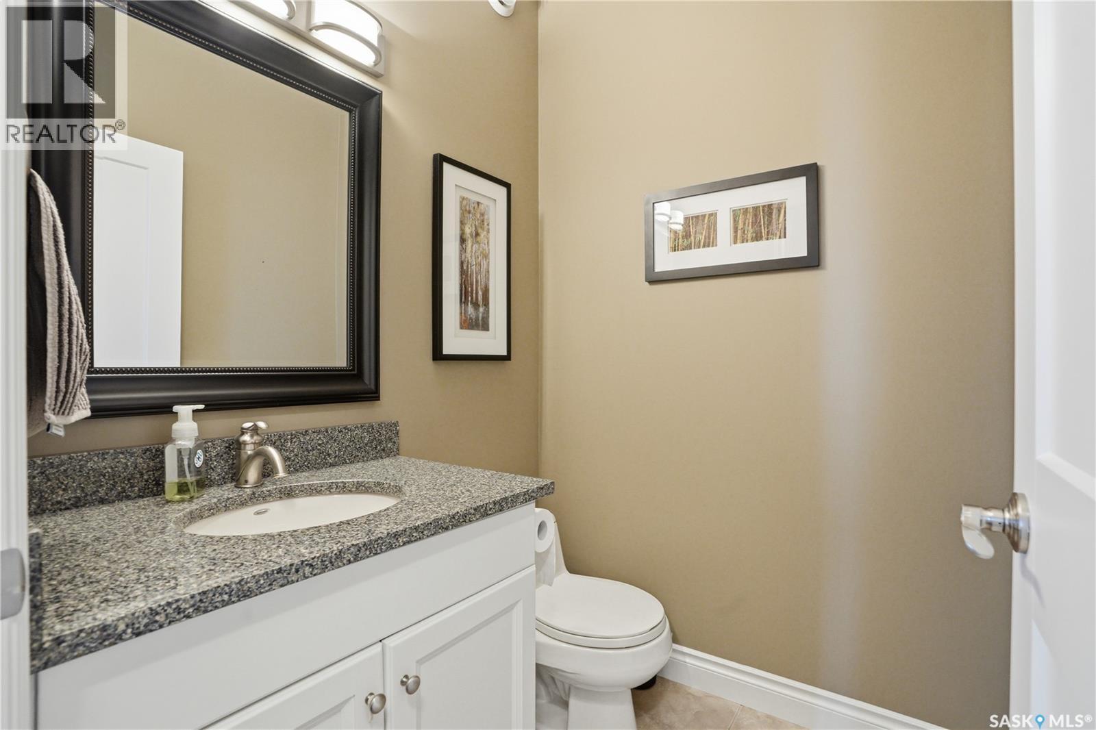 #11 301 CARTWRIGHT TERRACE - 12