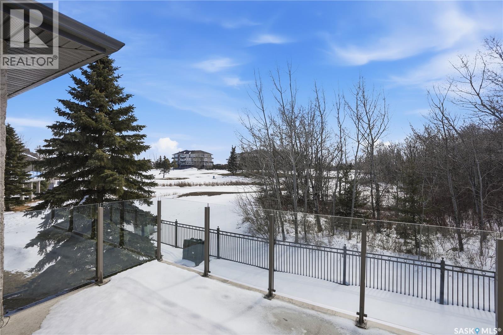 #11 301 CARTWRIGHT TERRACE - 28