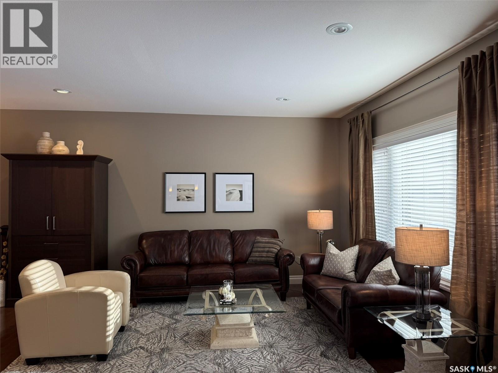 #11 301 CARTWRIGHT TERRACE - 9