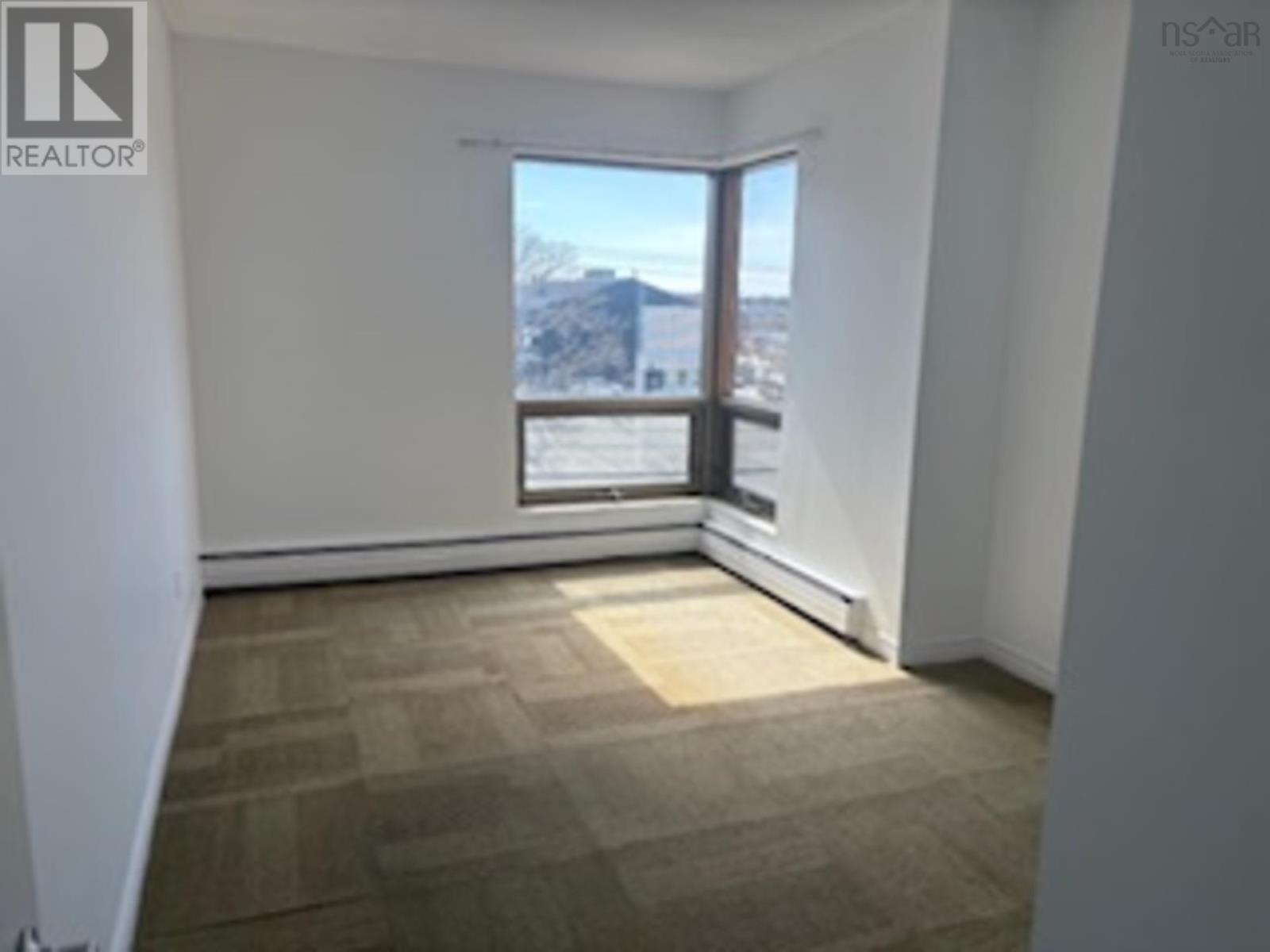 Property 12 of 20 of 305 6369 Coburg Road