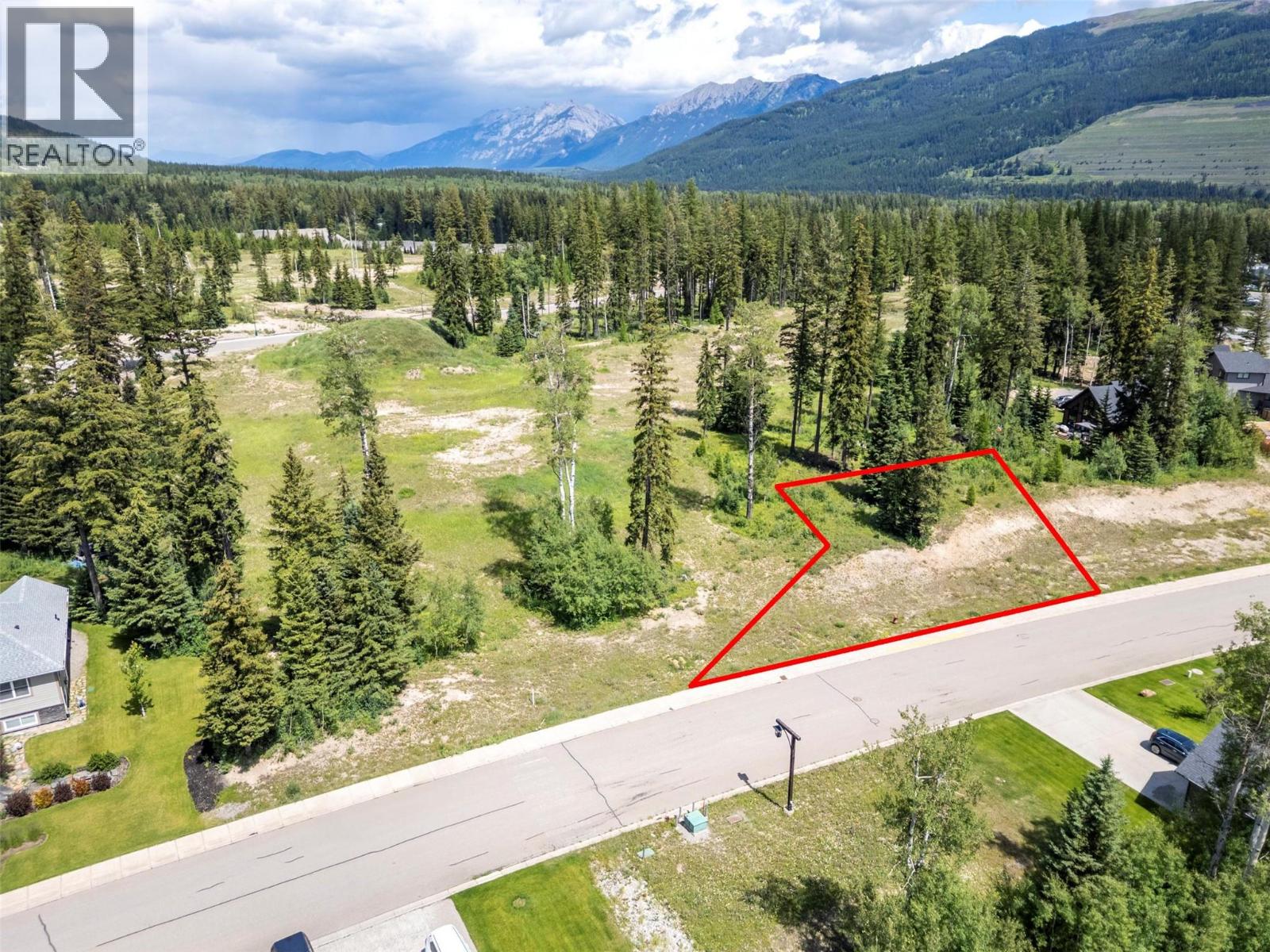 2270 Black Hawk Drive, Sparwood