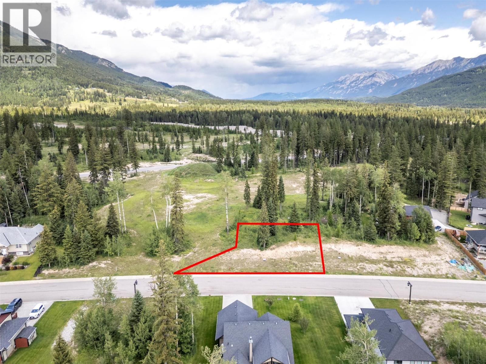 2270 Black Hawk Drive, Sparwood
