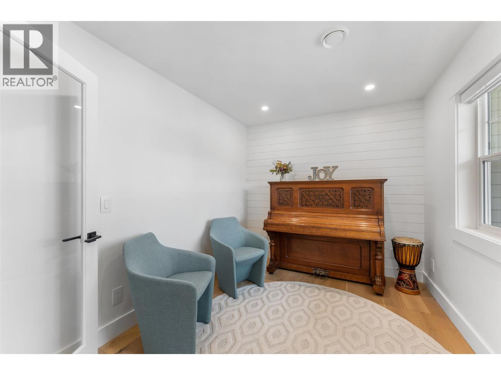 3558 Spiers Road, Kelowna