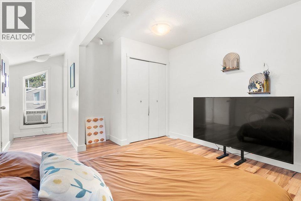 3155 Gordon Drive Unit# 304, Kelowna