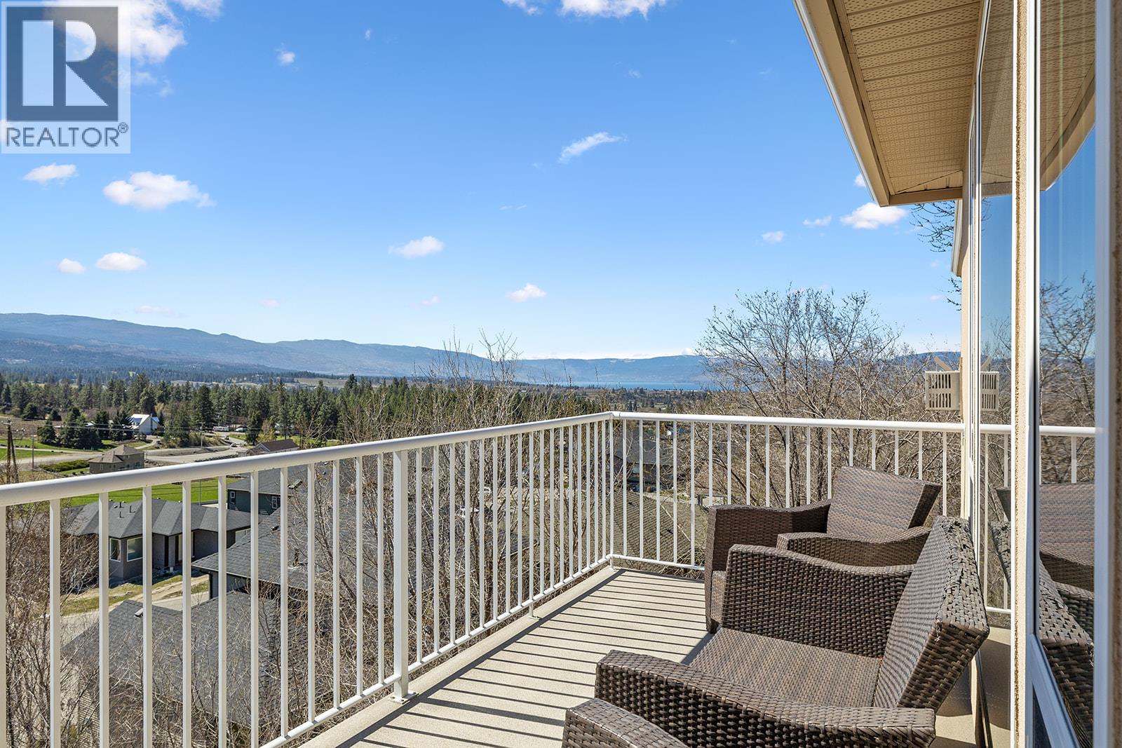 1285 Tanemura Crescent, Kelowna