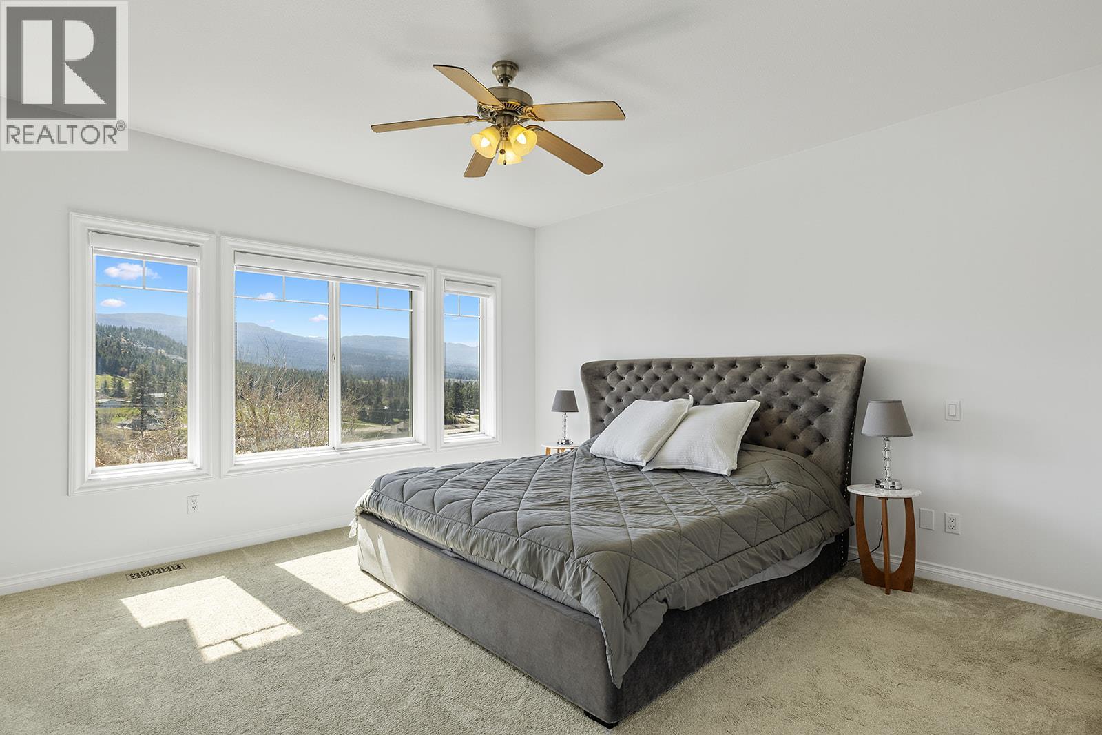 1285 Tanemura Crescent, Kelowna