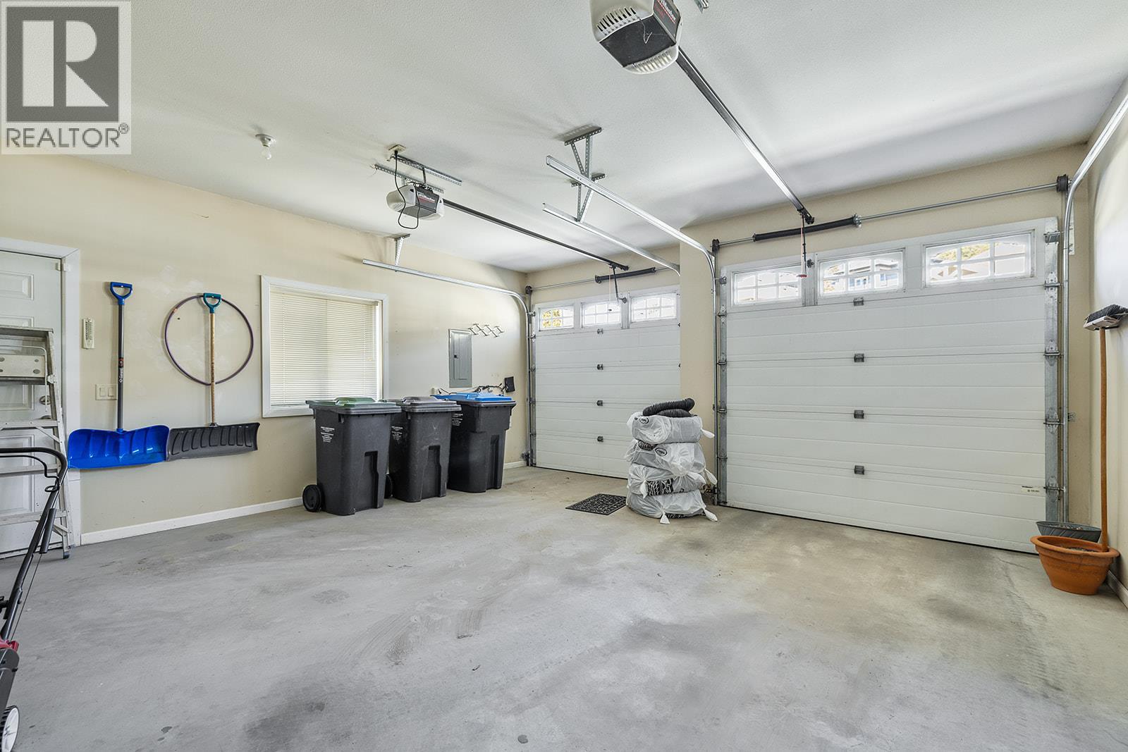 1285 Tanemura Crescent, Kelowna