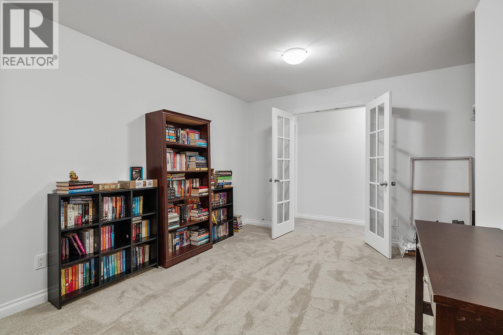 1285 Tanemura Crescent, Kelowna