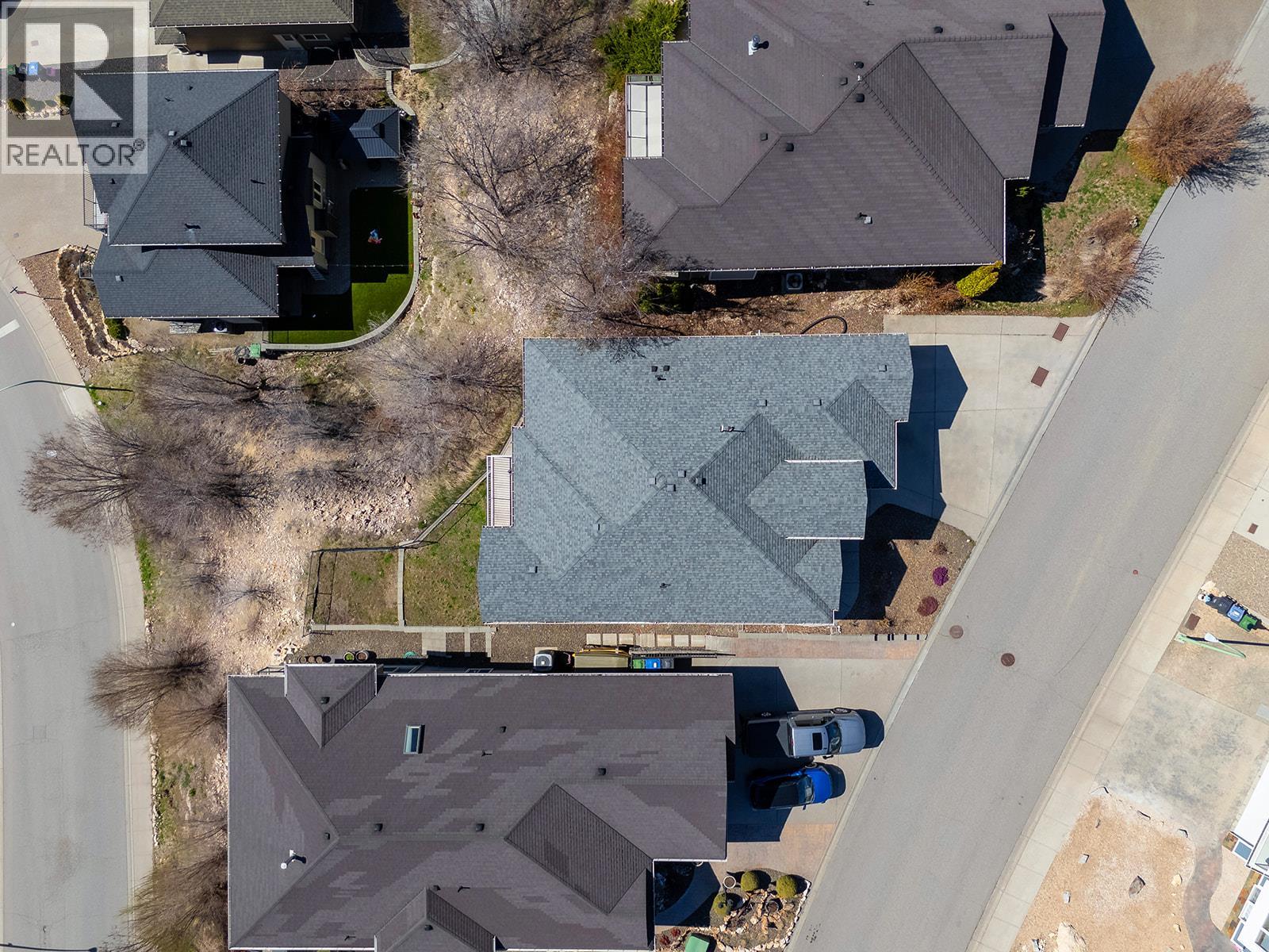 1285 Tanemura Crescent, Kelowna