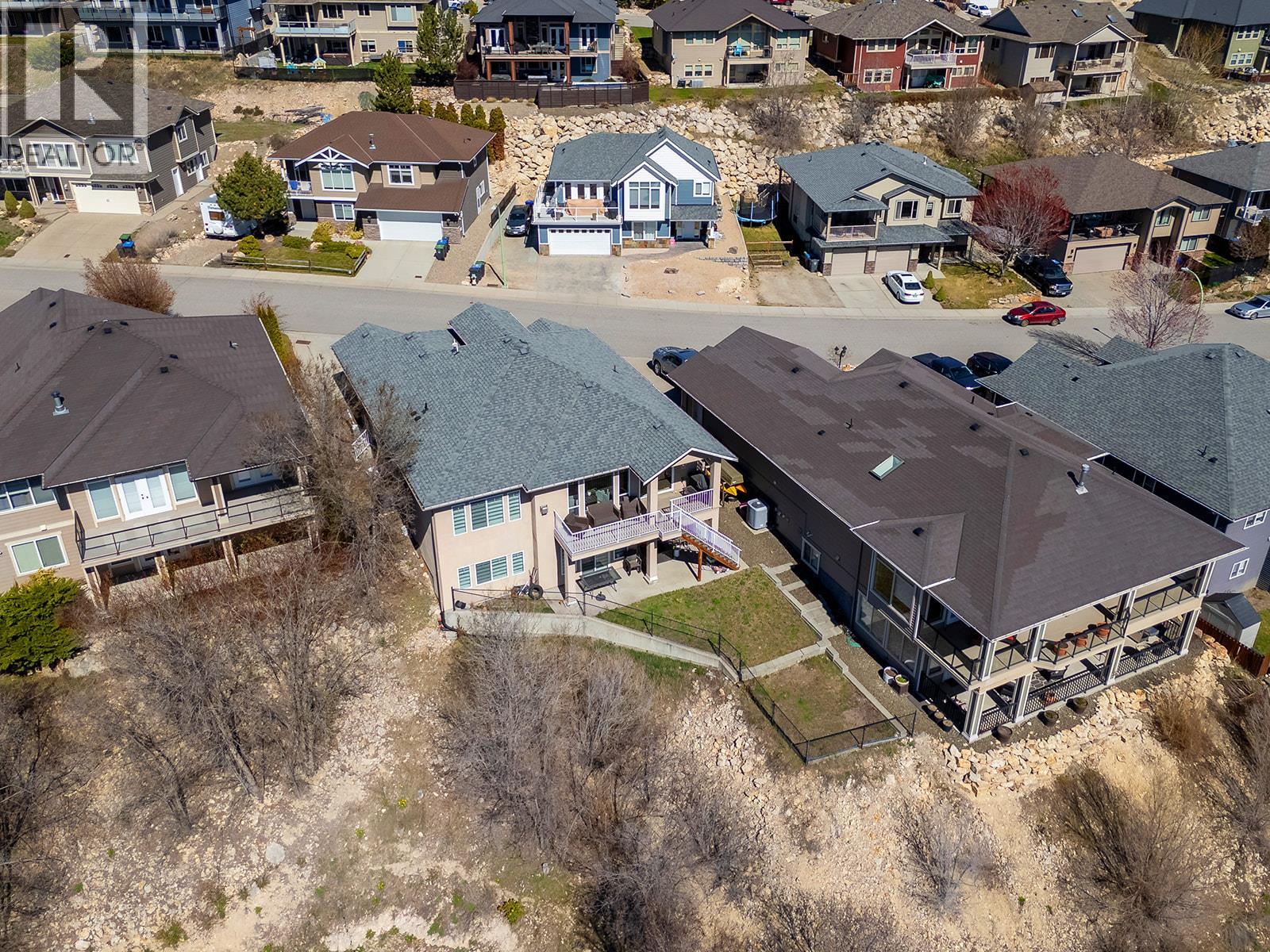 1285 Tanemura Crescent, Kelowna