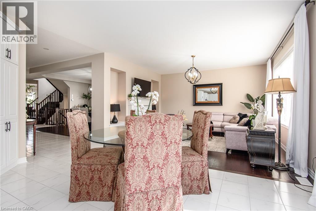 232 SHADY GLEN Crescent - 16