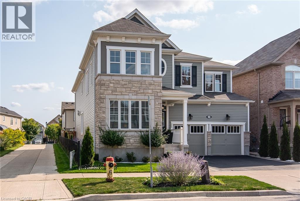 232 SHADY GLEN Crescent - 2