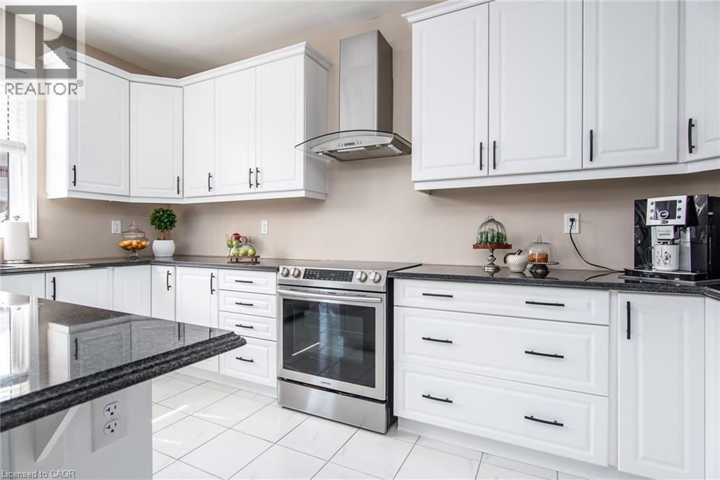 232 SHADY GLEN Crescent - 22