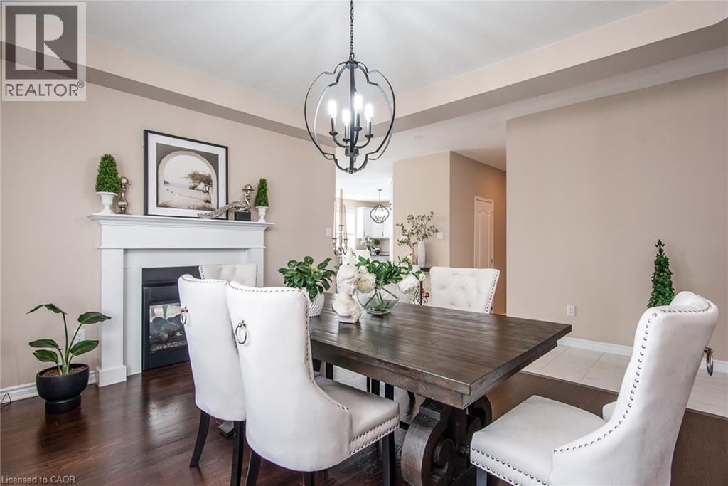 232 SHADY GLEN Crescent - 25