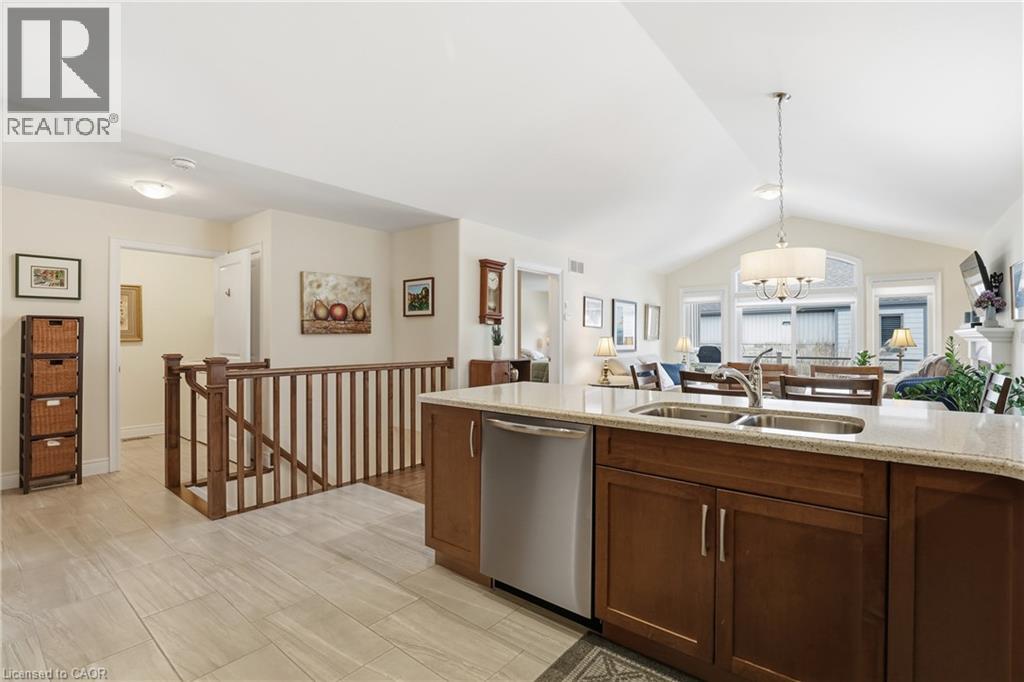 23 RICHARD Crescent - 13