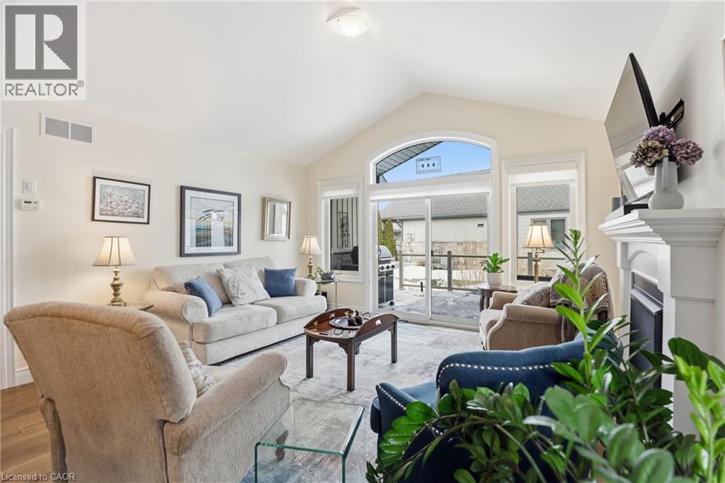 23 RICHARD Crescent - 18