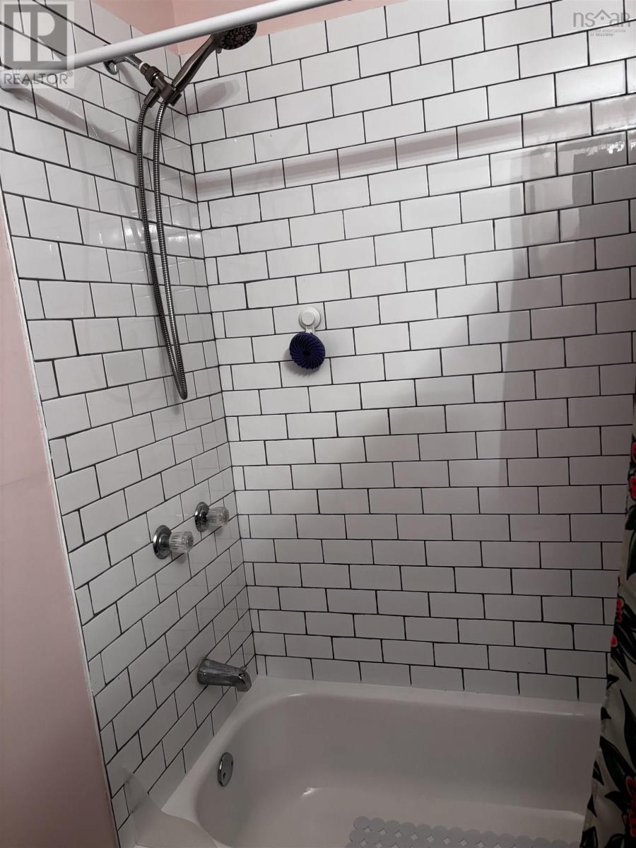 Property 11 of 27 of 115 Chestnut Street