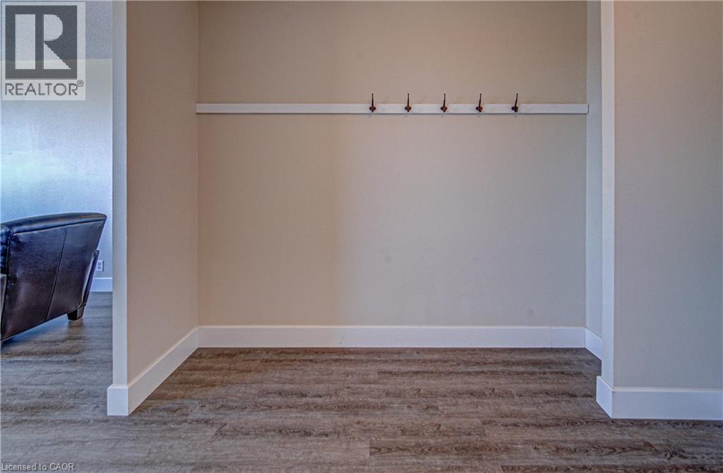 18 HOLBORN Court Unit# 610, Kitchener, Ontario, N2A4A1 — Photo 8