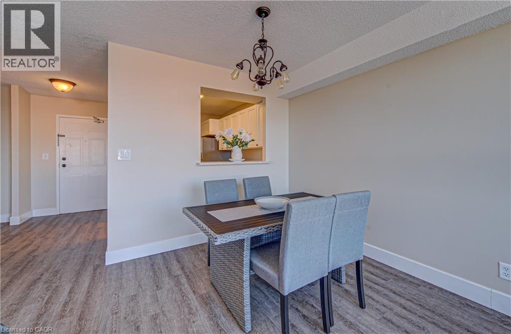 18 HOLBORN Court Unit# 610, Kitchener, Ontario, N2A4A1 — Photo 11