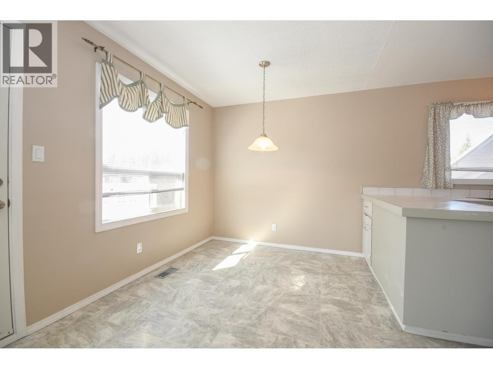 310 CORLESS CRESCENT - 13