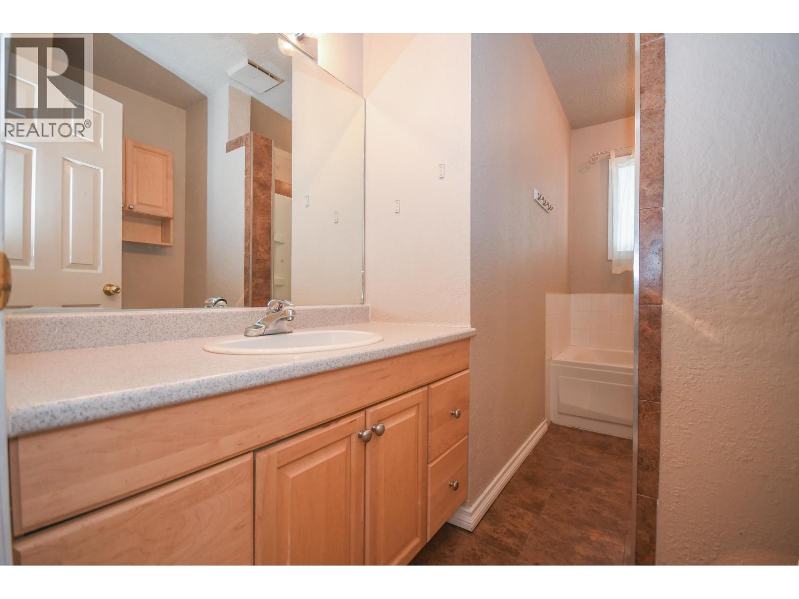 310 CORLESS CRESCENT - 23