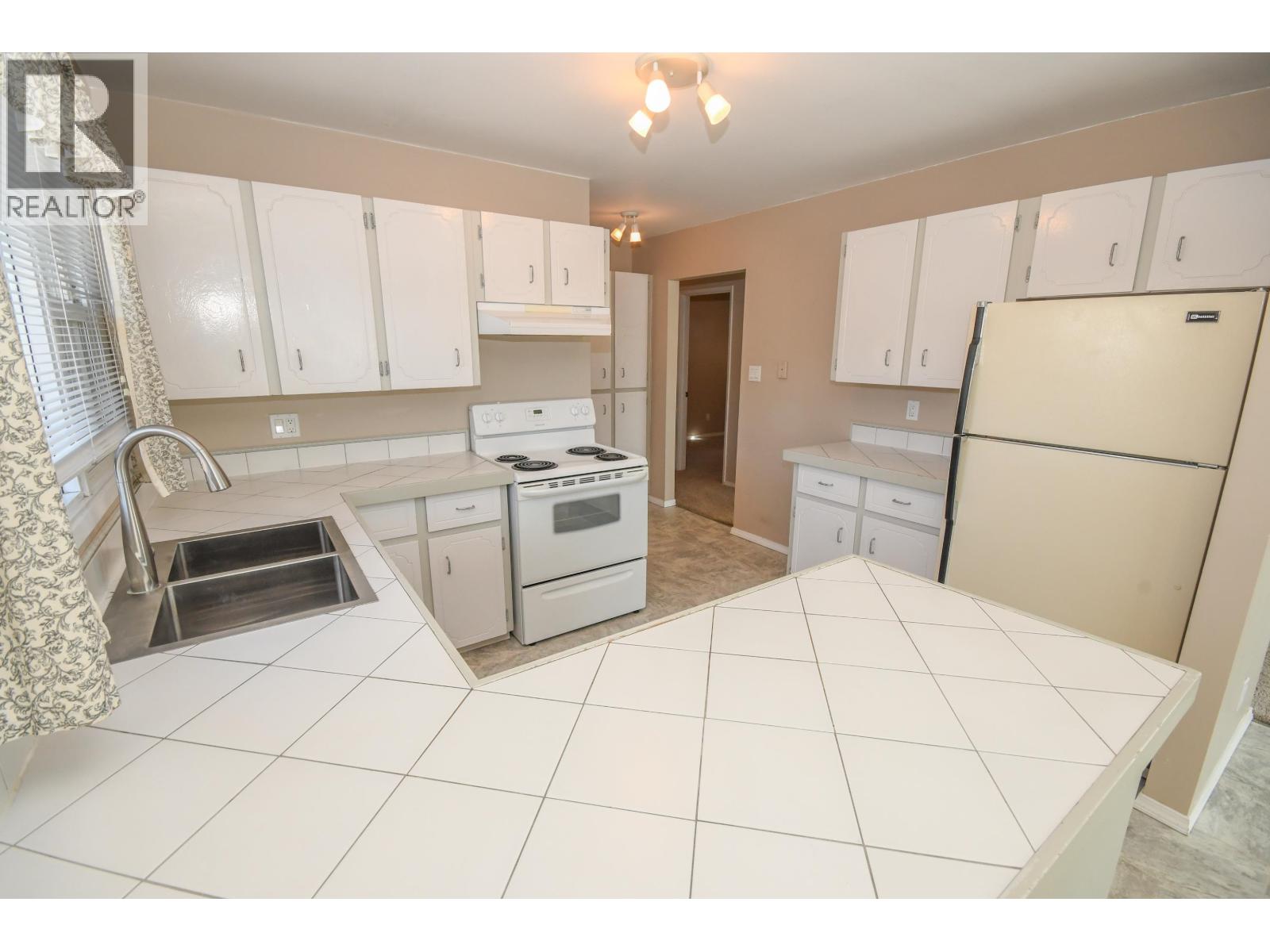 310 CORLESS CRESCENT - 15