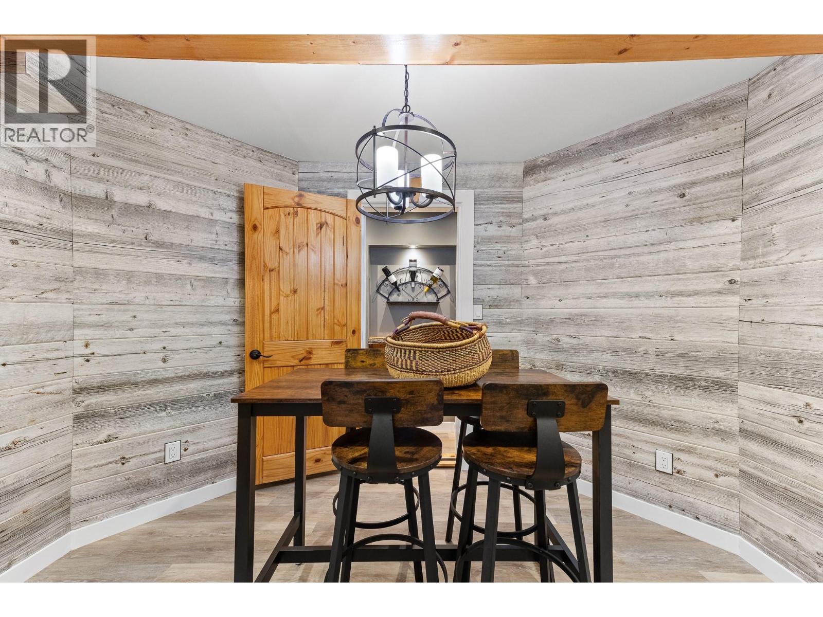 721 Royal Pine Drive, Kelowna