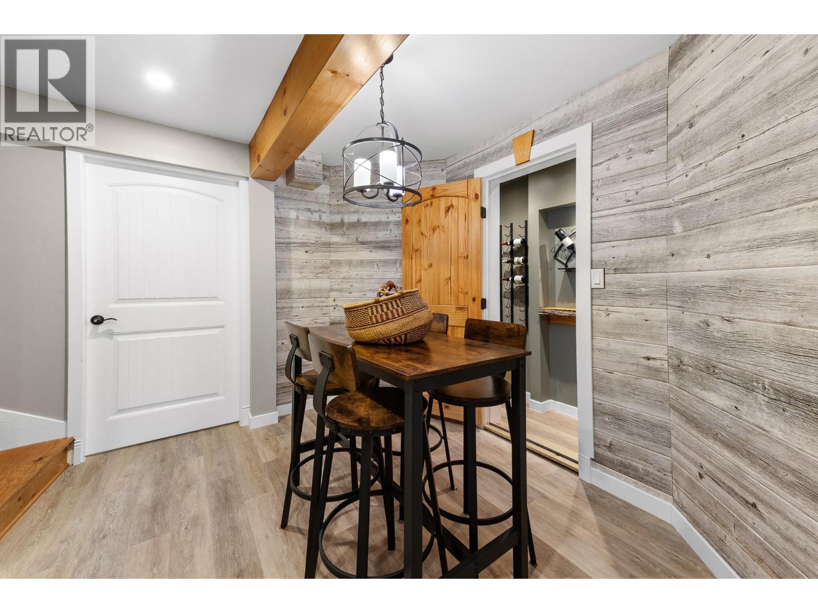 721 Royal Pine Drive, Kelowna