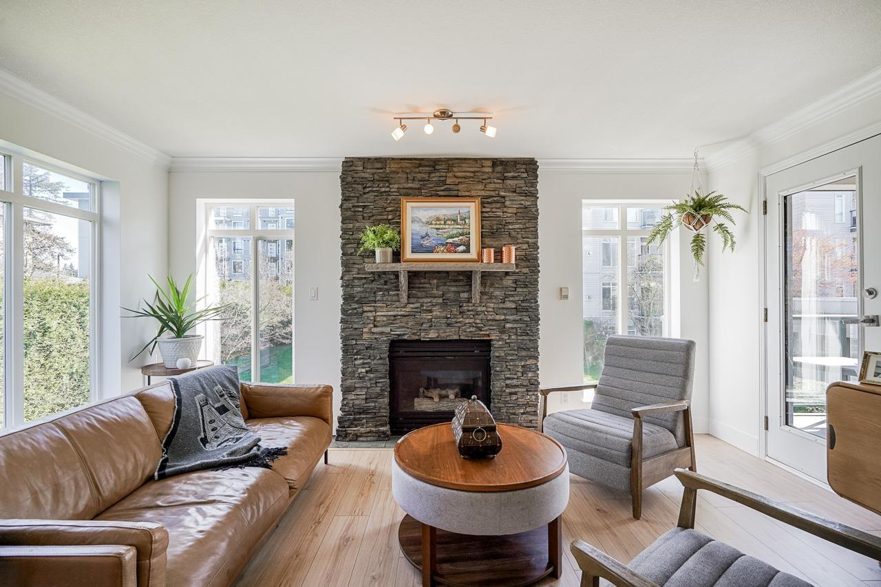 208 32075 GEORGE FERGUSON WAY