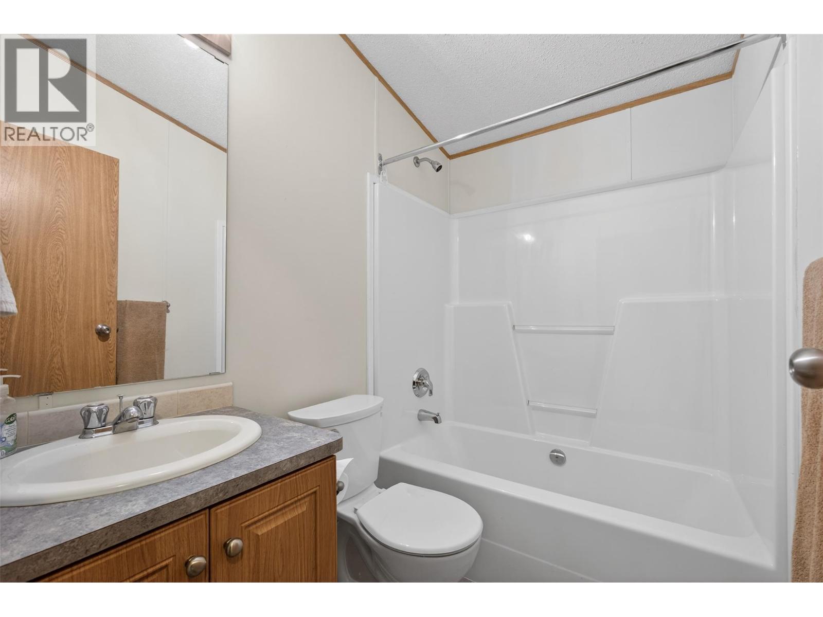 6688 Tronson Road Unit# 29, Vernon