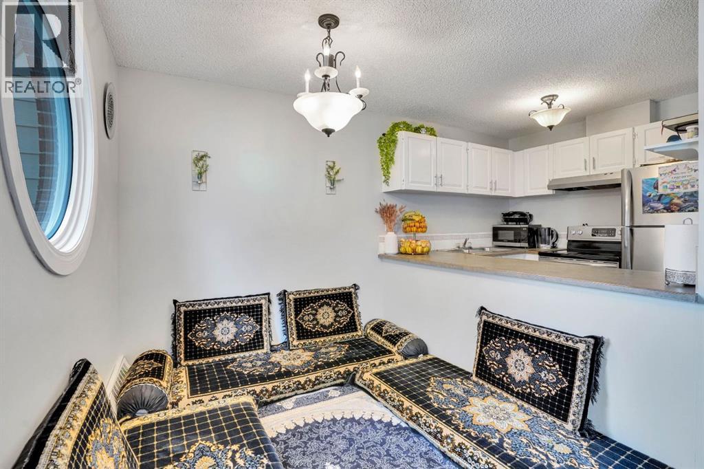 
          110 20 Avenue Northeast
            <br/>
            <span>Calgary</span>
            , 
            <span>AB</span>
             <span>T2E1P7</span>
         - Photo 11