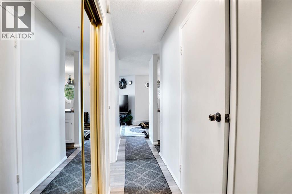 #109 110 20 AVENUE NE - 4