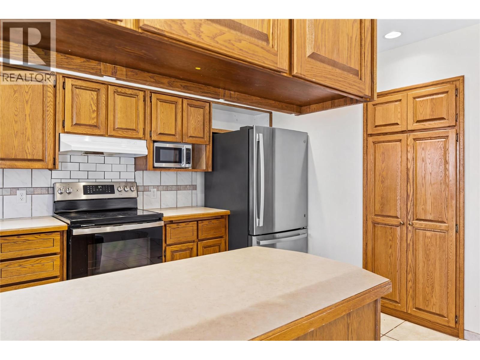 5806 Oleander Drive, Osoyoos