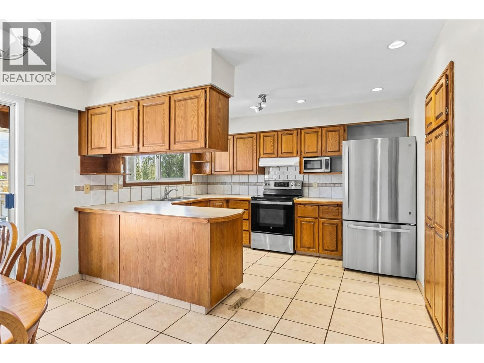 5806 Oleander Drive, Osoyoos