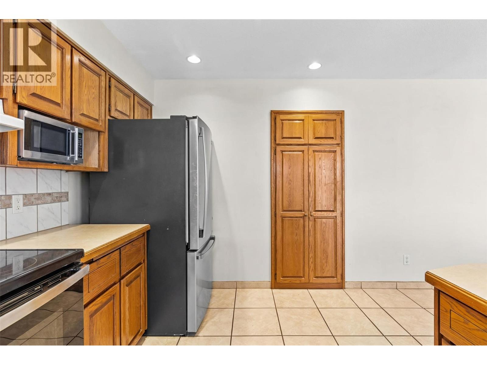 5806 Oleander Drive, Osoyoos