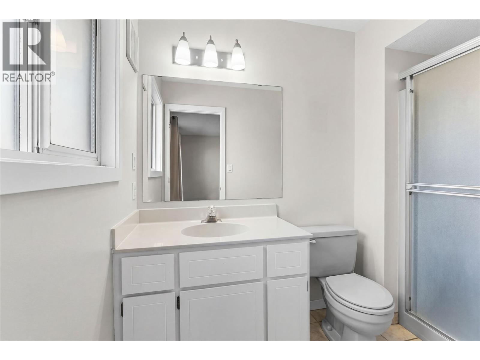 5806 Oleander Drive, Osoyoos